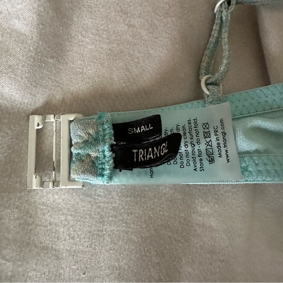 Triangl Rhian swimsuit - Picture 4 of 9